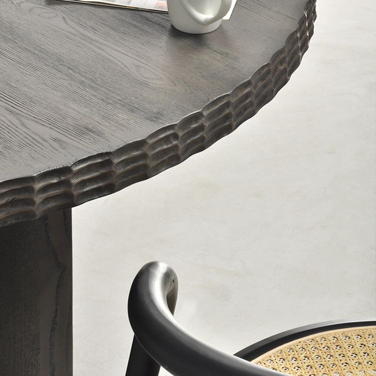 Basic black round table coffee table solid ash wood
